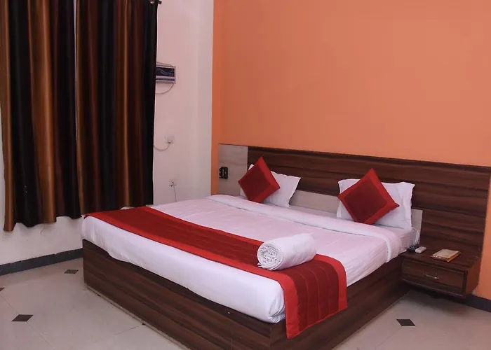 Hotel Kanha Palace